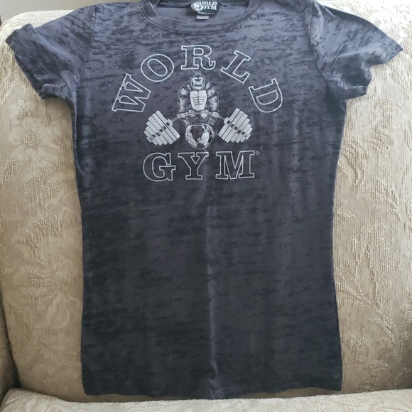 World Gym tshirt NWOT - Picture 1 of 4